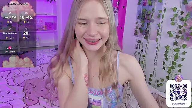 Snapshot of Milia_Parker chatting on January 28, 2025, 2:21 am Milia Parker online show from January 28, 2025, 2:21 am