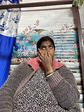 Beauty-queen online show from February 21, 2025, 11:01 am