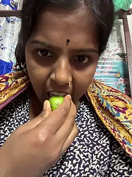 Beauty-queen online show from March 9, 2025, 5:17 pm