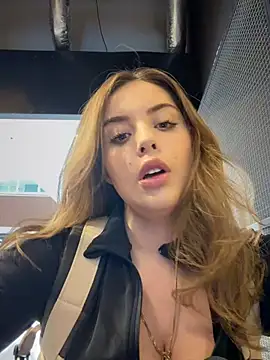 Alirawrz online show from July 16, 2026, 2:58 pm