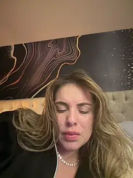 Alirawrz online show from April 23, 2026, 1:56 am
