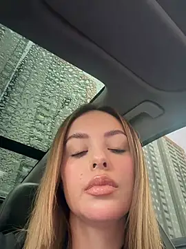 Alirawrz online show from July 30, 2026, 1:43 pm
