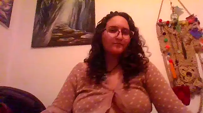 juicyrubies online show from February 2, 2025, 5:15 pm