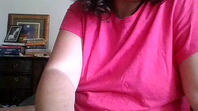 juicyrubies online show from November 6, 2025, 8:18 am