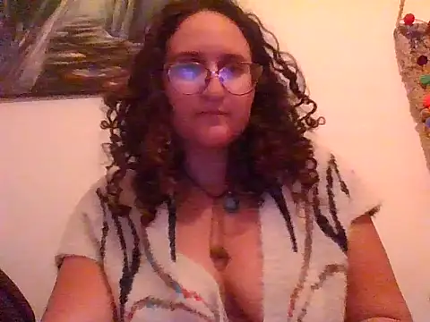 juicyrubies online show from January 5, 2025, 3:45 pm