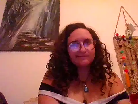 juicyrubies online show from January 19, 2025, 12:17 pm