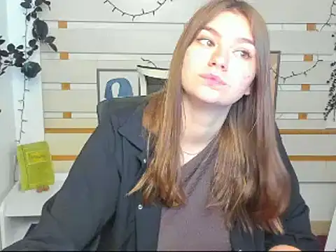 Snapshot of Josephine_Kiss chatting on May 9, 2026, 7:45 am Josephine Kiss online show from May 9, 2026, 7:45 am