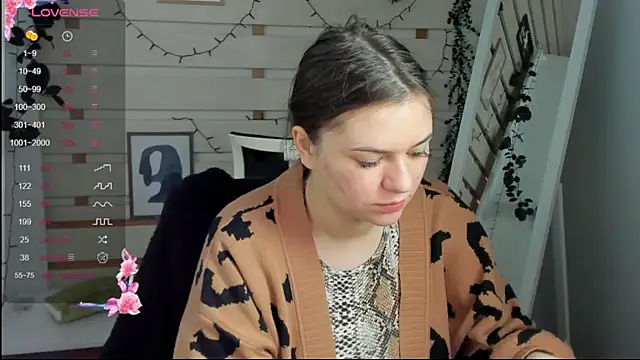 Snapshot of Josephine_Kiss chatting on April 7, 2026, 11:34 am Josephine Kiss online show from April 7, 2026, 11:34 am