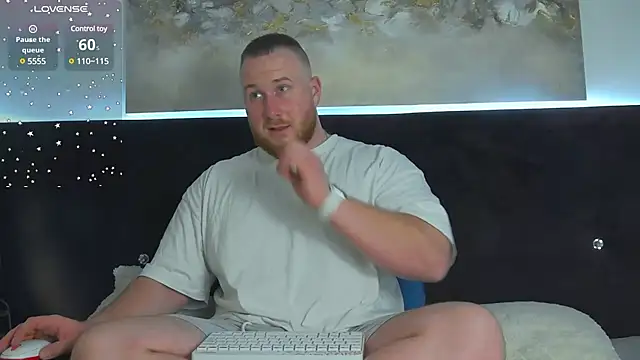 Snapshot of RoddyStill chatting on March 11, 2025, 2:40 pm RoddyStill online show from March 11, 2025, 2:40 pm