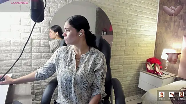 Snapshot of sussy__stone chatting on July 30, 2026, 12:04 pm sussy stone online show from July 30, 2026, 12:04 pm