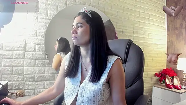 Snapshot of sussy__stone chatting on August 5, 2026, 12:10 pm sussy stone online show from August 5, 2026, 12:10 pm
