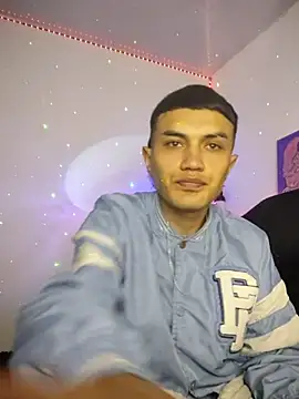 Snapshot of Tifanny_Sweett chatting on November 23, 2025, 1:48 am Tifanny Sweett online show from November 23, 2025, 1:48 am