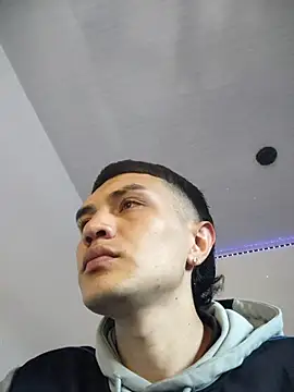 Snapshot of Tifanny_Sweett chatting on November 30, 2025, 5:36 pm Tifanny Sweett online show from November 30, 2025, 5:36 pm