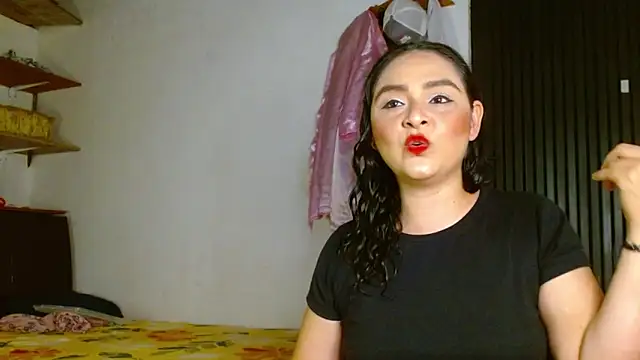 Kaory 32 online show from November 30, 2025, 9:04 pm