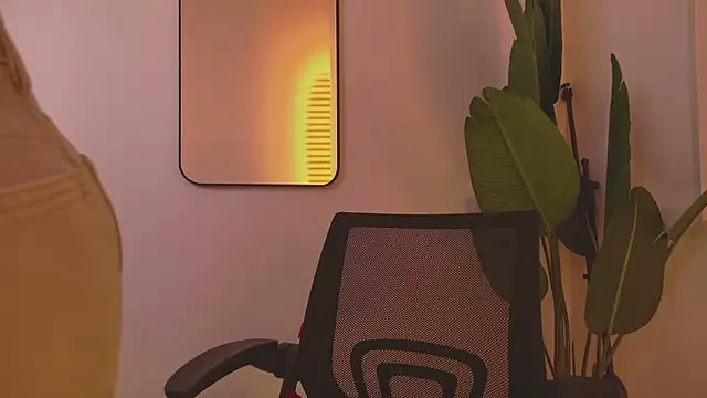 Whitney Svonn online show from March 6, 2025, 10:30 am