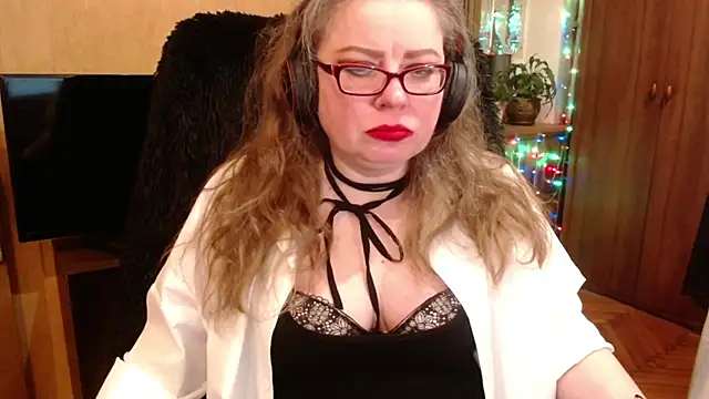 Miss Tress online show from February 2, 2025, 5:26 pm