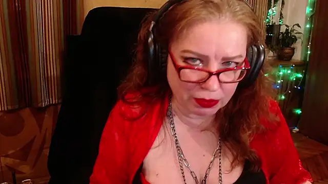 Miss Tress online show from October 8, 2025, 11:49 pm