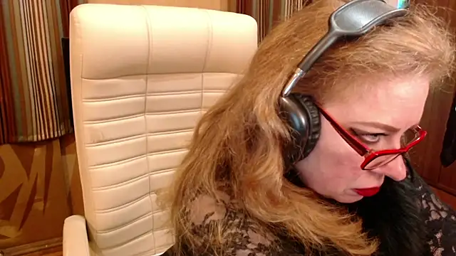 Miss Tress online show from May 3, 2026, 8:56 pm