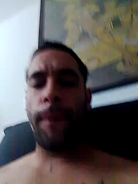 Snapshot of bearguy998 chatting on September 22, 2025, 12:38 am bearguy998 online show from September 22, 2025, 12:38 am