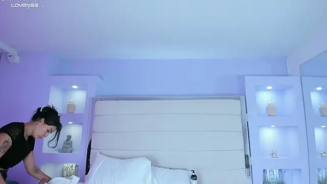 JessyEvans online show from February 20, 2025, 2:18 am