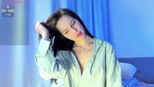 Snapshot of lookkeyhole chatting on October 26, 2025, 7:14 pm lookkeyhole online show from October 26, 2025, 7:14 pm