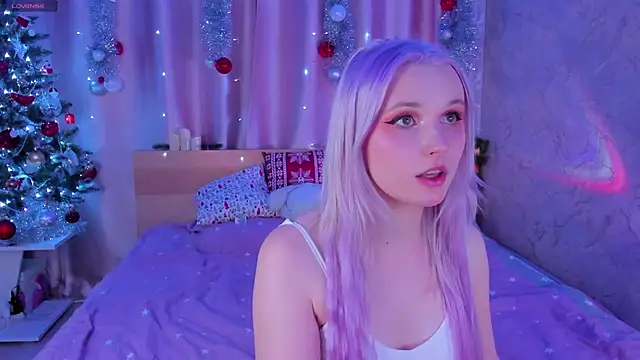 SweeteRose Royce online show from December 29, 2024, 2:52 pm