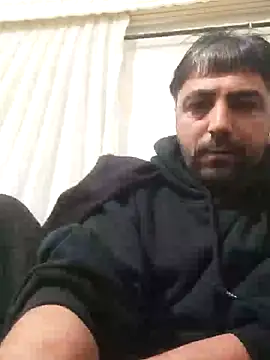 Snapshot of Muratcanik44 chatting on February 17, 2026, 9:34 pm Muratcanik44 online show from February 17, 2026, 9:34 pm