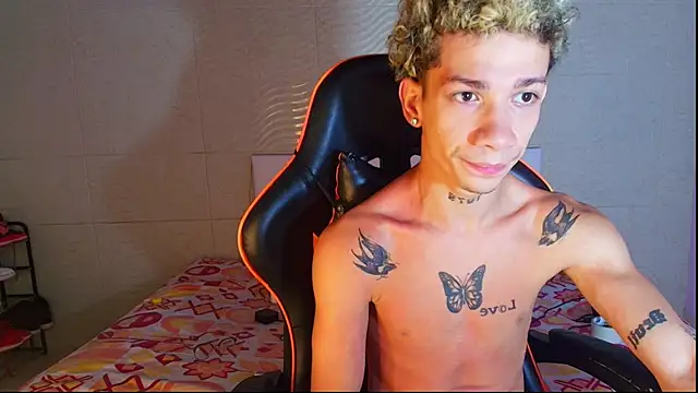 Snapshot of mateodeamjo chatting on November 13, 2025, 8:29 am mateodeamjo online show from November 13, 2025, 8:29 am