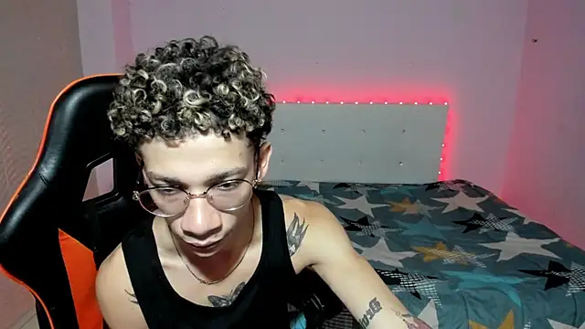 Snapshot of mateodeamjo chatting on October 22, 2025, 8:58 am mateodeamjo online show from October 22, 2025, 8:58 am