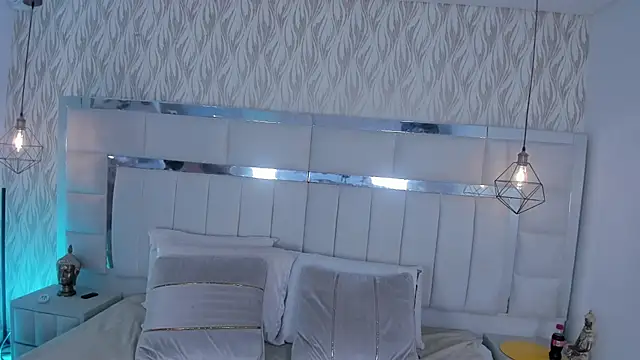 1m dalhia online show from November 5, 2025, 8:23 pm