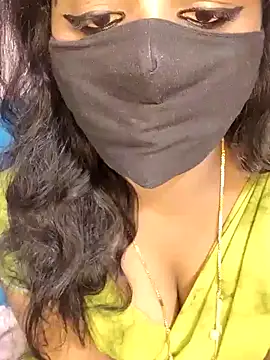 Snapshot of louise92 chatting on December 5, 2024, 4:17 pm louise92 online show from December 5, 2024, 4:17 pm