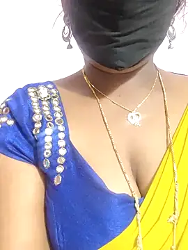 Snapshot of louise92 chatting on February 14, 2025, 4:20 pm louise92 online show from February 14, 2025, 4:20 pm