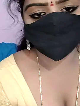 Snapshot of louise92 chatting on December 18, 2024, 4:17 pm louise92 online show from December 18, 2024, 4:17 pm