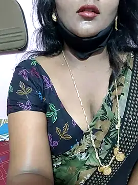 Snapshot of louise92 chatting on February 21, 2025, 5:24 am louise92 online show from February 21, 2025, 5:24 am