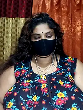 Snapshot of Dusto_Meye chatting on October 8, 2025, 3:24 pm Dusto Meye online show from October 8, 2025, 3:24 pm