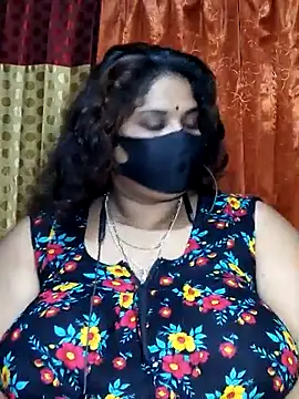 Snapshot of Dusto_Meye chatting on October 15, 2025, 11:13 pm Dusto Meye online show from October 15, 2025, 11:13 pm