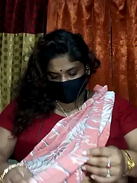 Snapshot of Dusto_Meye chatting on October 14, 2025, 5:46 pm Dusto Meye online show from October 14, 2025, 5:46 pm