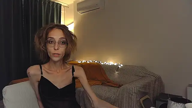 amber quell here online show from May 8, 2026, 4:33 pm