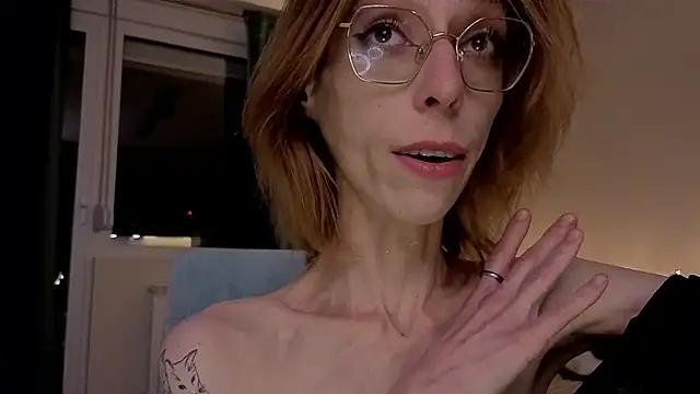 amber quell here online show from January 8, 2026, 5:19 pm