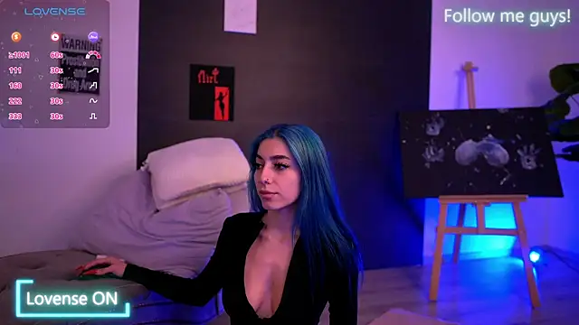 Snapshot of AriaVoss chatting on October 11, 2025, 9:05 pm AriaVoss online show from October 11, 2025, 9:05 pm