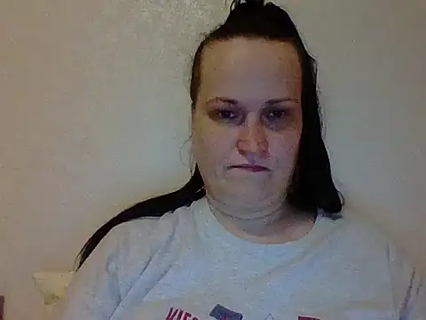  squirty cum lady  online show from March 14, 2025, 7:23 pm