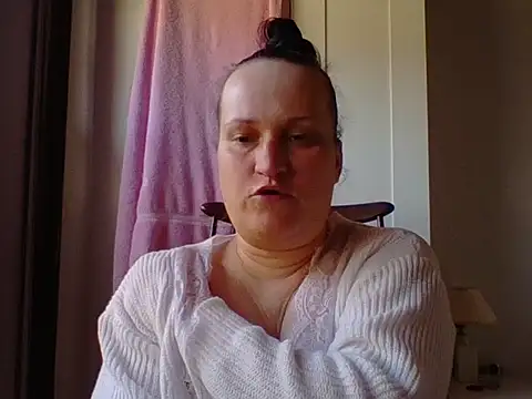 squirty cum lady  online show from March 10, 2025, 10:39 am