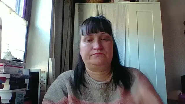  squirty cum lady  online show from March 18, 2026, 10:40 am