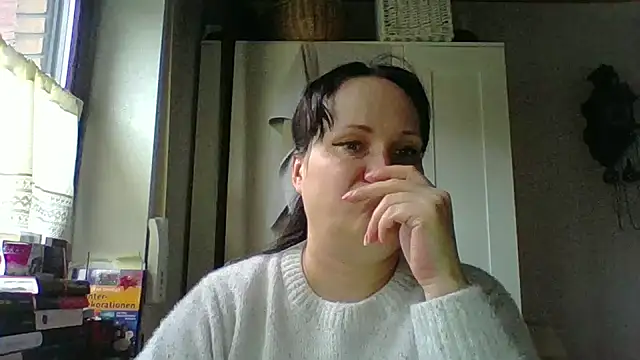  squirty cum lady  online show from December 22, 2025, 2:17 pm