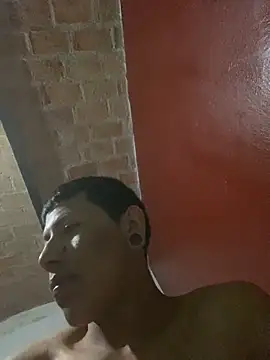 Snapshot of nowex18 chatting on October 25, 2025, 1:27 am nowex18 online show from October 25, 2025, 1:27 am