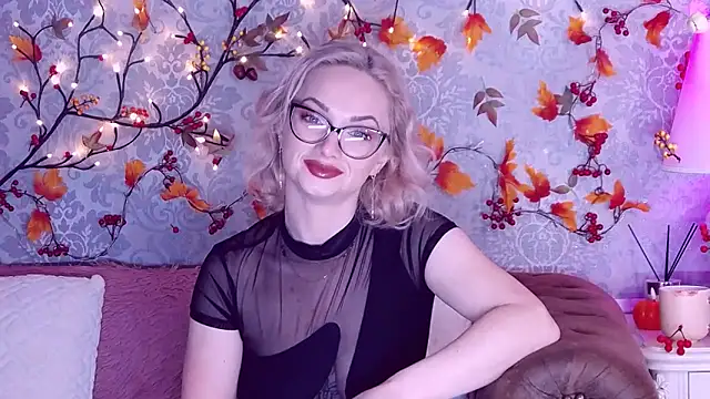 EllianaReese online show from November 12, 2025, 2:59 am