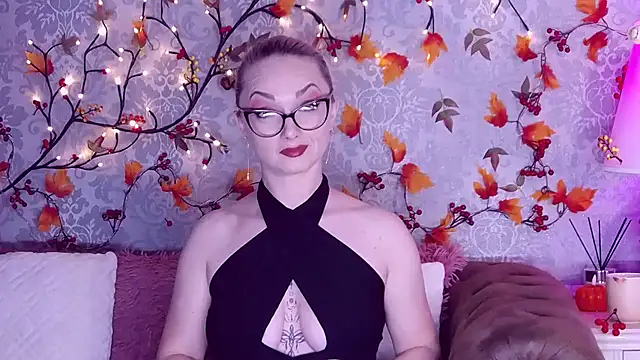 EllianaReese online show from October 17, 2025, 2:26 am