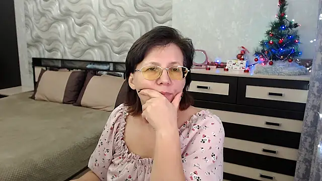 VitaCharm online show from January 10, 2025, 10:36 pm