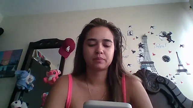 Snapshot of trianabell chatting on November 5, 2025, 5:16 pm trianabell online show from November 5, 2025, 5:16 pm