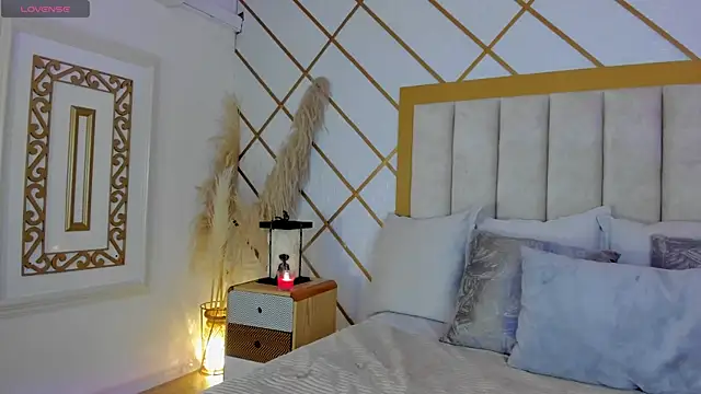 TamyHoney online show from October 9, 2025, 11:49 pm